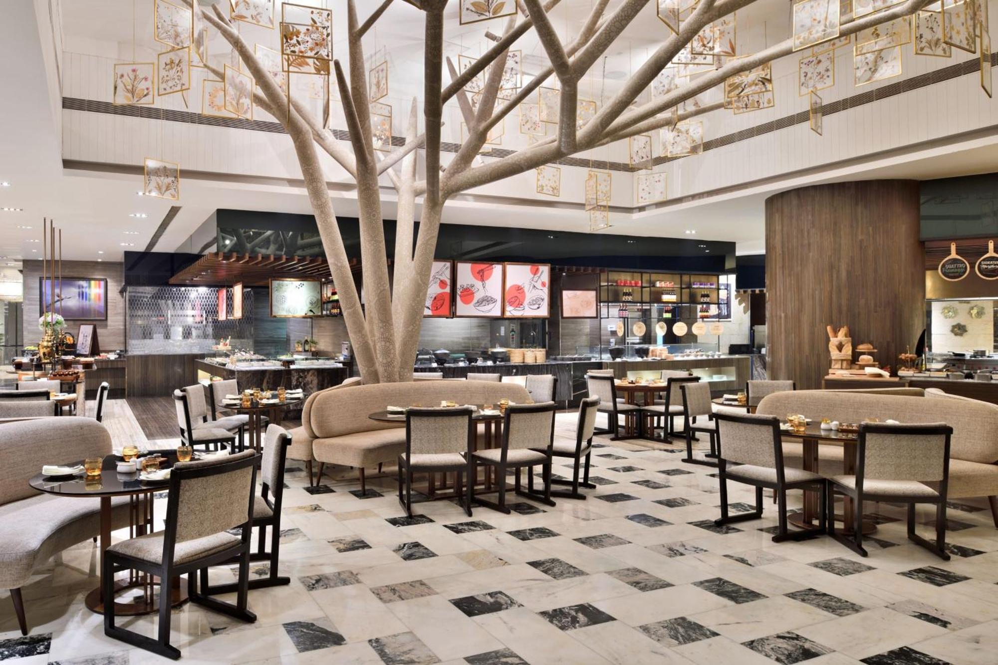 Hotel The St. Regis Mumbai Exterior foto The lobby lounge at the hotel
